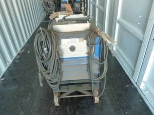 lot 10 image: Miller Stick Welder # W086