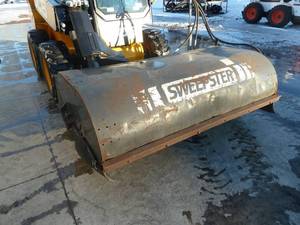 lot 25 image: Bobcat Sweepster 72