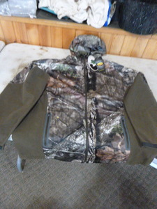 Mossy Oak Yukon Gear Mens Lightweight Hunting Jacket