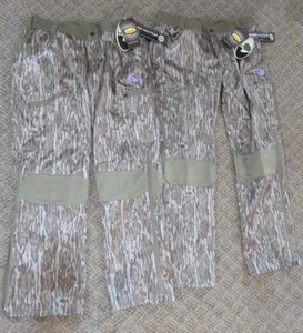 2 Pair of Mossy Yukon Gear Womens Hunting Pants