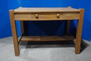 DeskTable