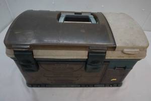 Plano  tackle box