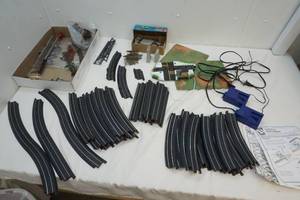 HO Train building supplies
