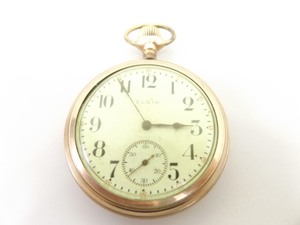 lot 8 image: Antique Elgin Gold Plated Pocket Watch Serial #18386747