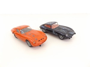 lot 31 image: 2 Vintage Strombecker Slot Cars wExtra Brush Accessories