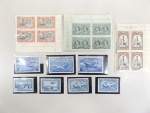 lot 24 image: Collection of Vintage Canada Mint Never Hinged Postage Stamps