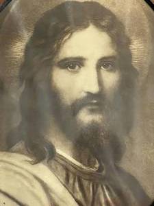 lot 88 image: Jesus Circular Framed Portrait