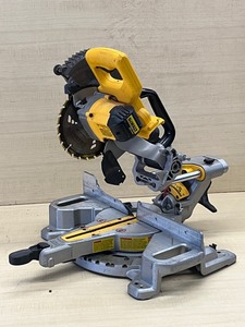 DeWalt 20Volt Cordless Sliding Compound Miter Saw