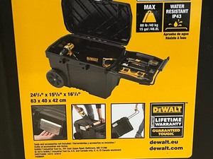 DeWalt 15-Gallon Tool Tote