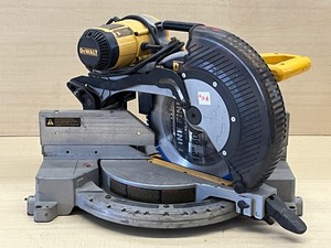 DeWalt DW716 120Volt 12 Compound Miter Saw