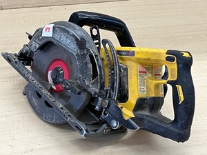 DeWalt DCS577 Corded 7.25 Worm Drive Style Saw