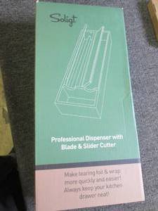 lot 11 image: soligt professional dispenser with ...