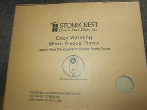 lot 34 image: stonecrest  heated throw light kaki...
