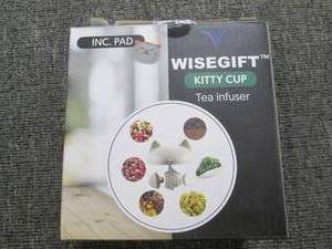 lot 46 image: kitty cup tea infuser ...