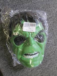 lot 55 image: box of 15 hulk masks ...