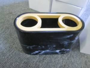 lot 83 image: 6 new toothbrush holders ...