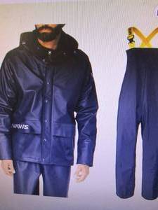 lot 124 image: NAVIS MARINE Rain Suit for Men Heav...