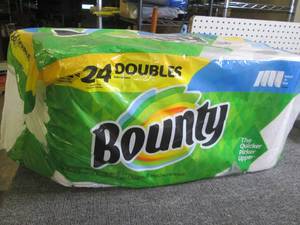 lot 207 image: 12 rolls of bounty paper towels ...