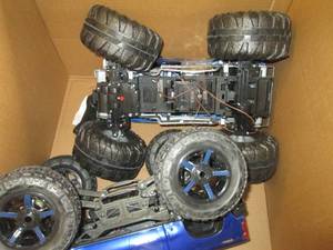 lot 300 image: 3 rc trucks all untested some may n...