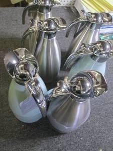 lot 301 image: 6 crofton insulated carafes some ha...