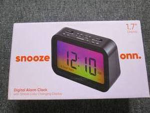 lot 319 image: onn digital alarm clock ...