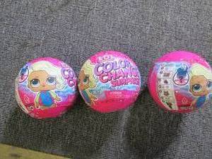 lot 329 image: 3 new LOL color changing surprise...