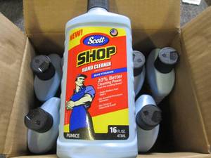lot 339 image: case of 1016 fl oz bottles of scot...