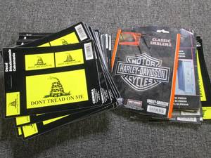 lot 366 image: lot of decals ...