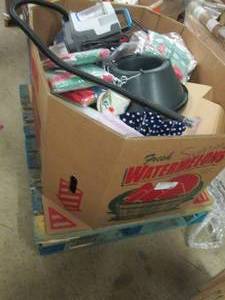 lot 378 image: pallet of misc please seer pictures...