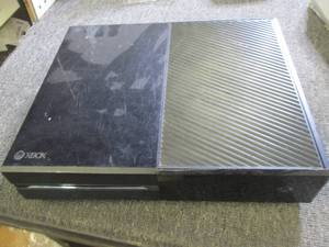 lot 426 image: xbox one console with power cord un...