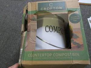 lot 448 image: crofton countertop compost ...