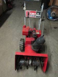 lot 453 image: toro 3521 snowblower has compressio...