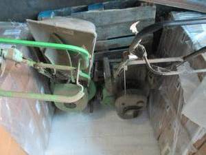 lot 460 image: 2 lawnmowers untested ...