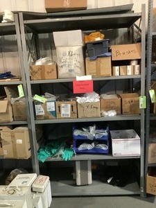 lot 2003 image: Contents of Shelf