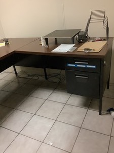 lot 1412 image: Office Desk