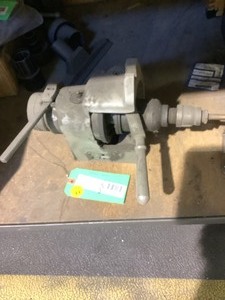 lot 456 image: Collet Closer
