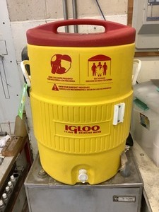 lot 2403 image: Igloo Water Dispenser