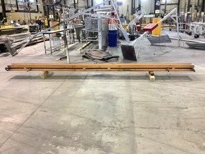 lot 1094 image: Loading Beam