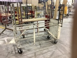 lot 1231 image: Material Handling Carts