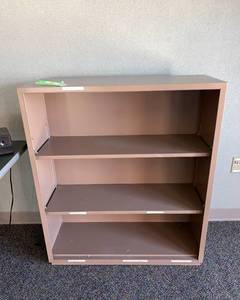 lot 1441 image: Metal Shelf