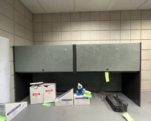 lot 1401 image: Office DeskCabinets