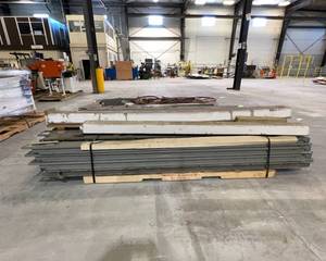 lot 899 image: Electrical Bus Bars 400 Amp