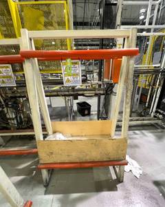 lot 1040 image: A-Frame Rack
