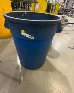 lot 2228 image: Trash Bin