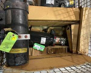 lot 641 image: Hydraulic Pumps