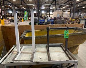 lot 1179 image: Sprindle Racks