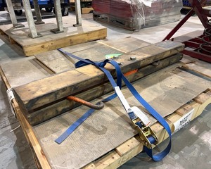 lot 1092 image: Lifting Beam