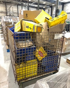 lot 1090 image: Pallet of Bins