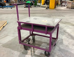 lot 1326 image: Material Cart