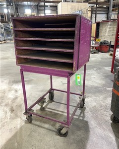 lot 1286 image: Material Cart